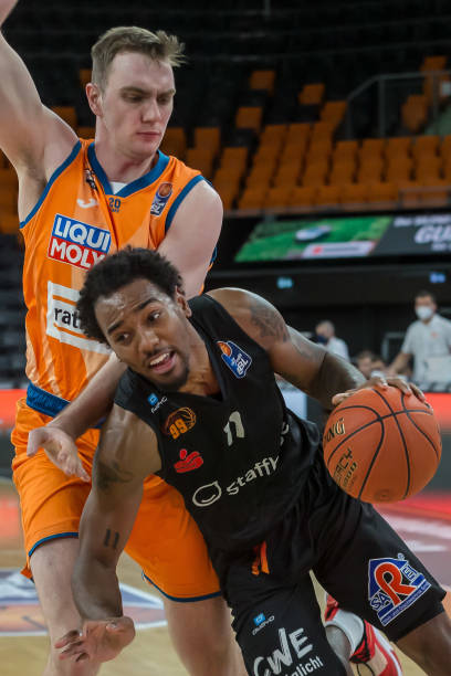 却说出了让 却说出了让