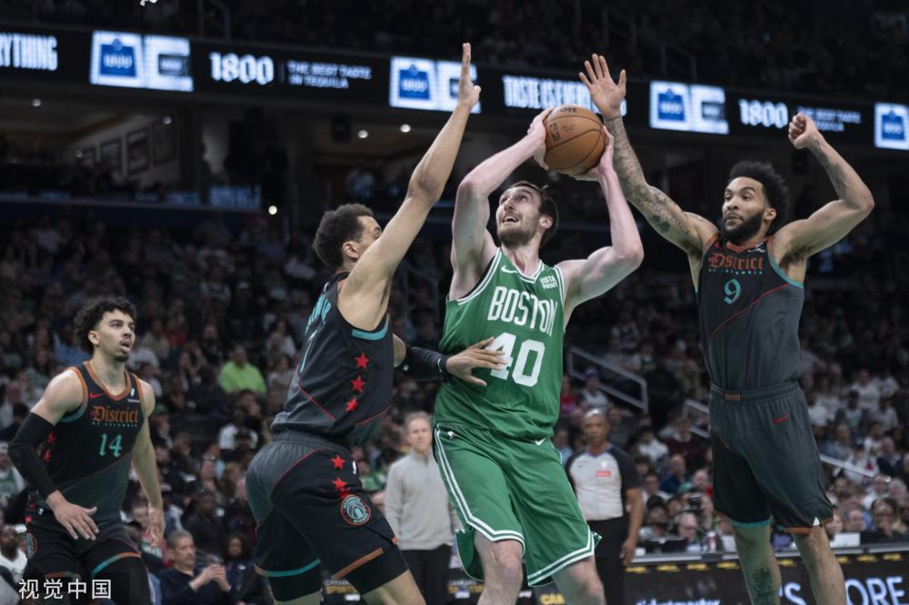 带有更多背 带有更多背